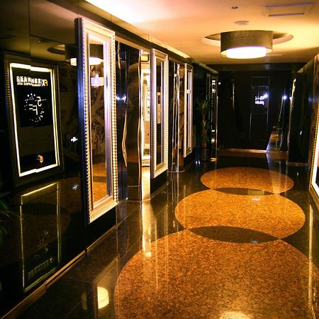 Fx Hotel Yansha Peking  Buitenkant foto