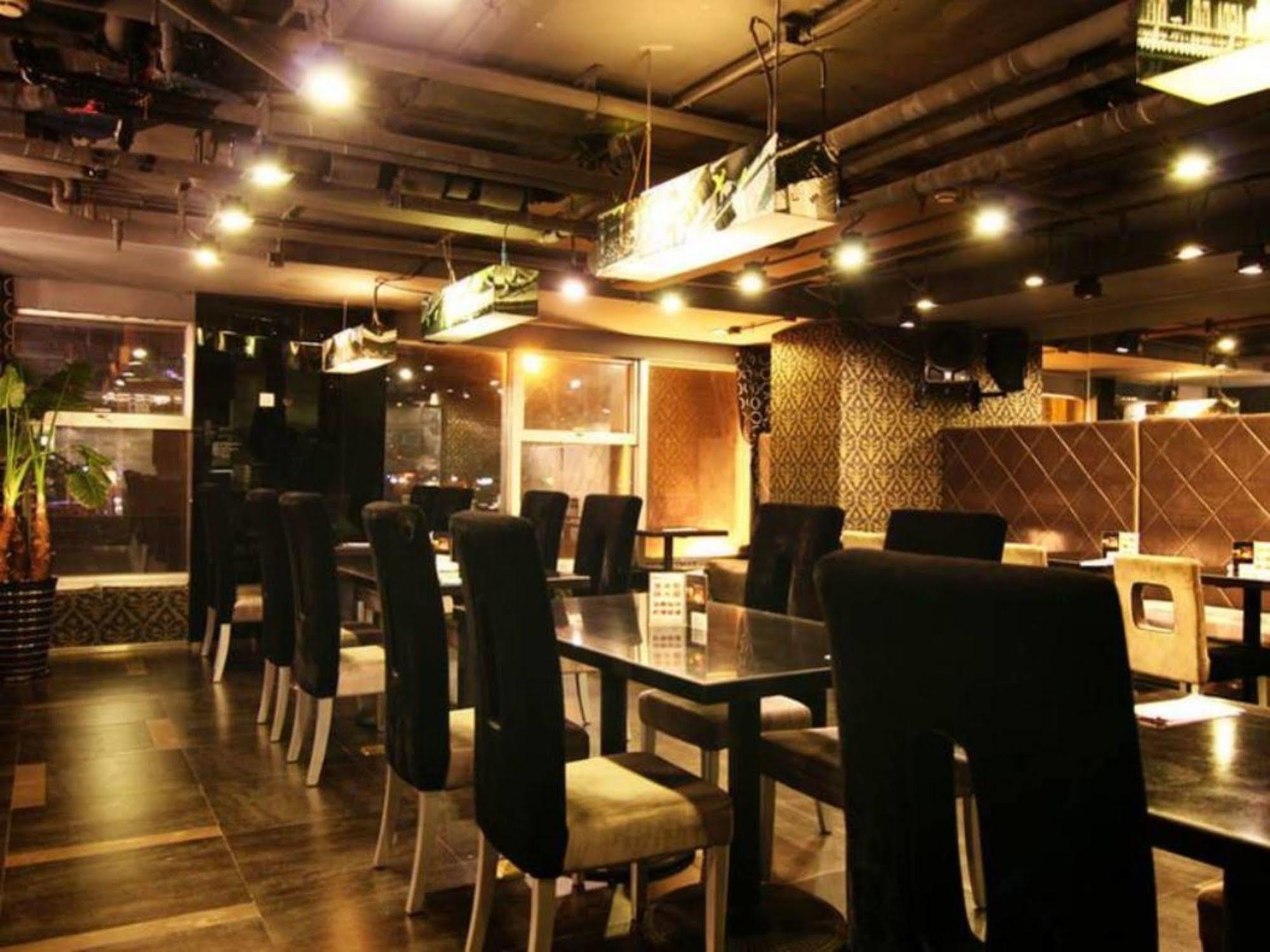 Fx Hotel Yansha Peking  Buitenkant foto